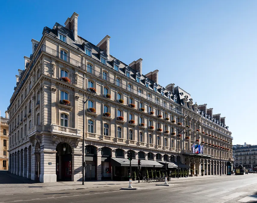 城市发展以2.4亿欧元从黑石手中收购巴黎希尔顿歌剧院酒店