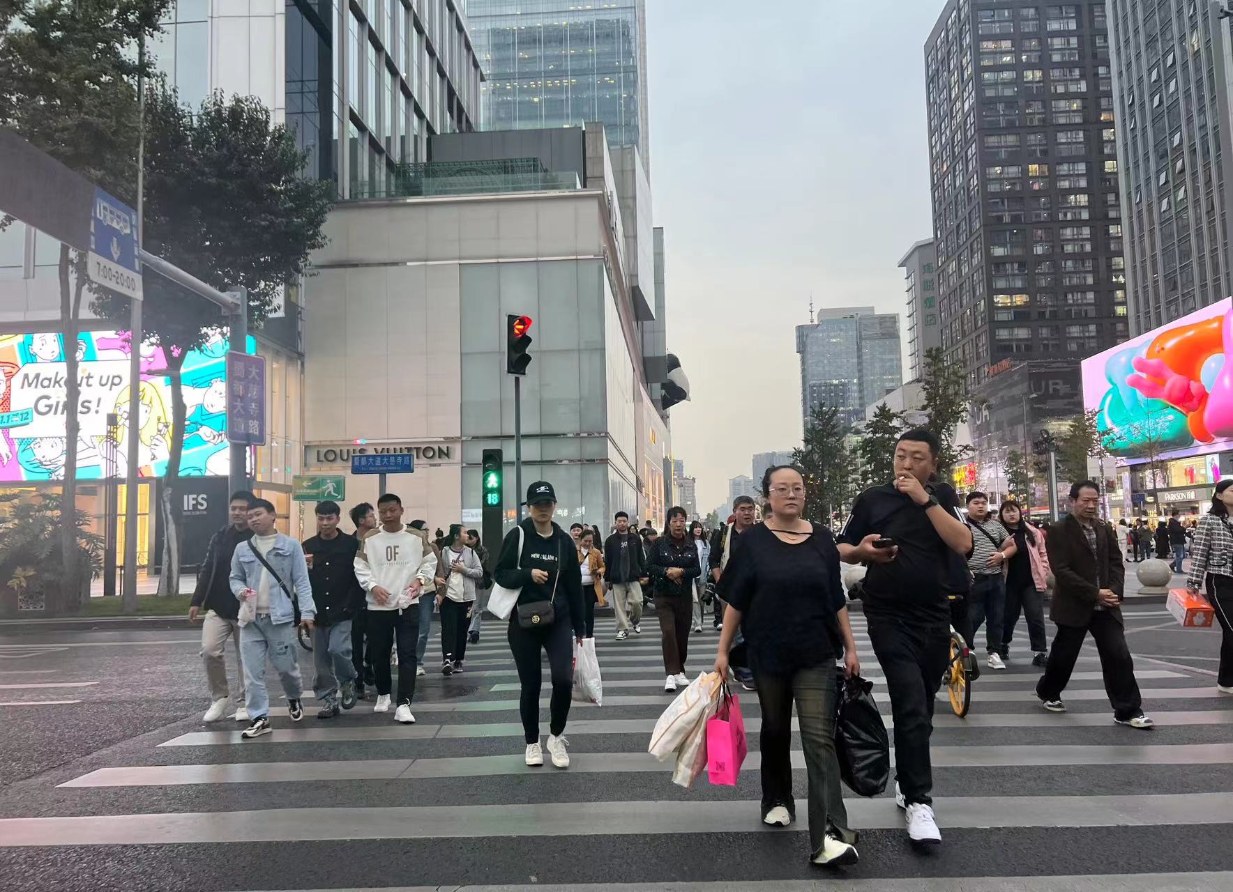 国家统计局：11月非制造业商务活动指数为50.2%