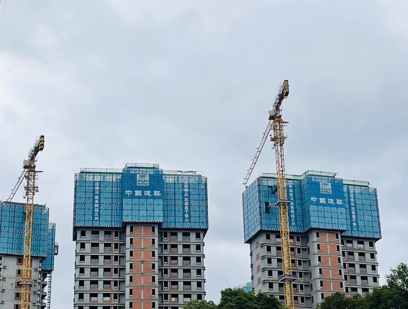 中国建筑：子公司竞得宏麟公司100%股权，将间接持有广州市黄埔区文冲东城市更新项目公司约34.3%股权
