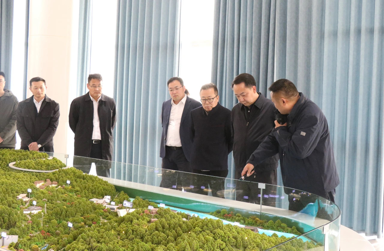 90333918.jpeg IMG_2326.jpeg