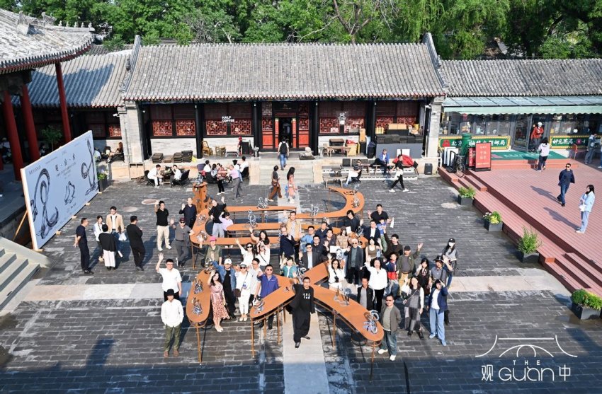 来观中，观山水：以文字雕塑重构当代山水精神(图2)