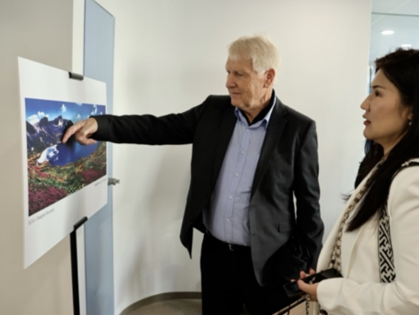 中国与瑞士文化交流合作开启新篇章——伯尔尼中国文化中心正式揭牌(图36)