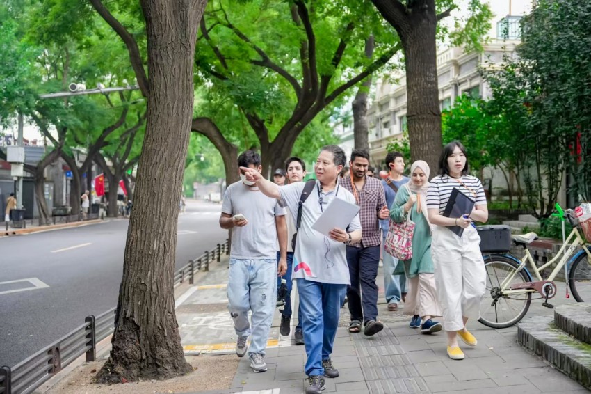 2025“打卡鼓西，漫步斜街”文化消费活动线下活动正式启动(图1)