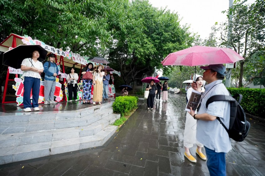 2025“打卡鼓西，漫步斜街”文化消费活动线下活动正式启动(图5)