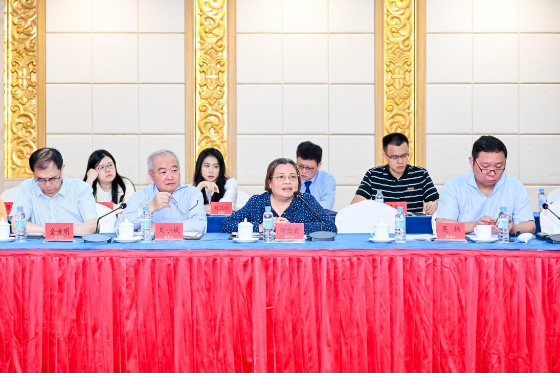 铭刻“中医旗手”百年心路，铸就中医复兴影像丰碑——纪录电影《国医魂·邓铁涛》剧本研讨会在广州举行(图16)