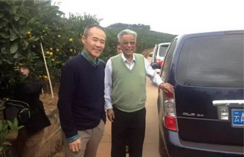 9acde1979110d4b8c981ea5b01366d8b