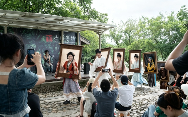 古堰画乡邀你“入·场”,看全国美院的青春答卷(图12) 古堰画乡邀你“入·场”,看全国美院的青春答卷(图12)