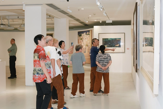 &ldquo;信仰长歌&rdquo;纪念红军长征胜利90周年暨弘扬长征精神作品巡展首展在岭南画派纪念馆开幕(图1)